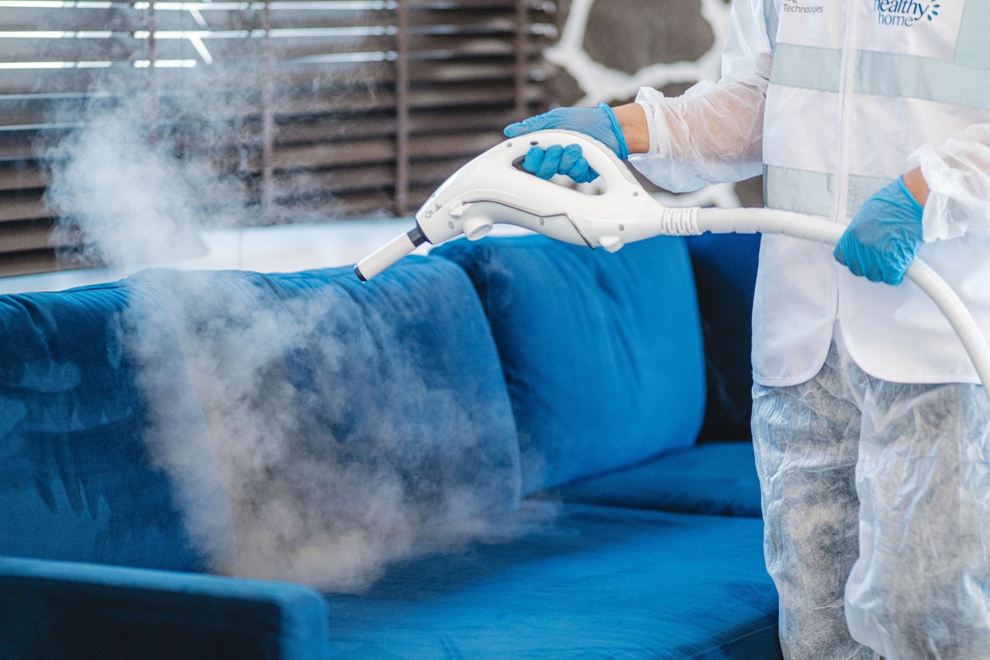 professional sofa cleaning company in Dubai